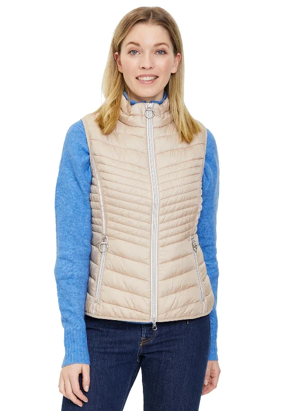 Jackets Designer-Betty Barclay Quilted Short Gilet, Latte